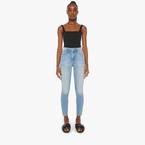 MOTHER THE HIGH WAISTED LOOKER ANKLE FRAY size 28